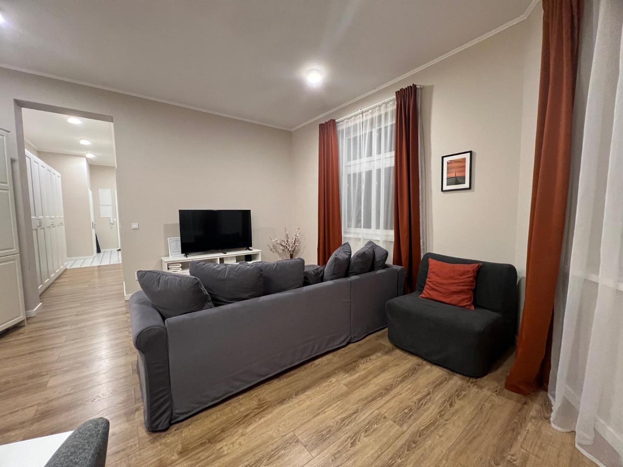 New Apartment 1 - Self Check In, Free Parking Братислава Экстерьер фото